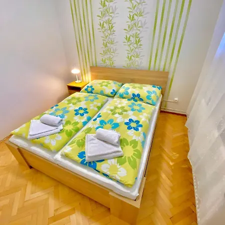 Roselio Garden Hévíz