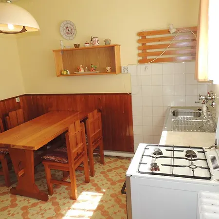 Roselio Garden Apartmán *