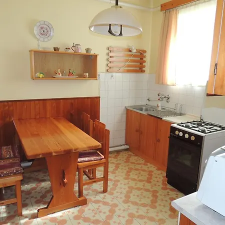 Roselio Garden * ヘーヴィーズ