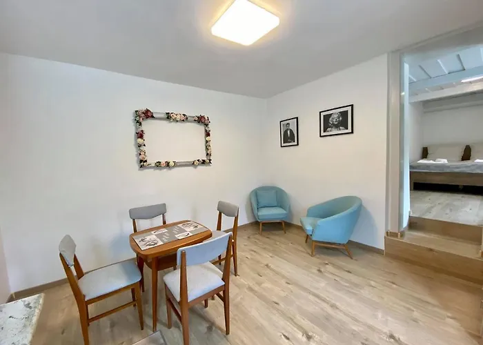 Roselio Garden アパート