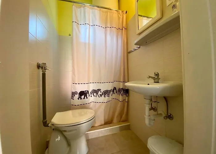 Roselio Garden アパート ヘーヴィーズ