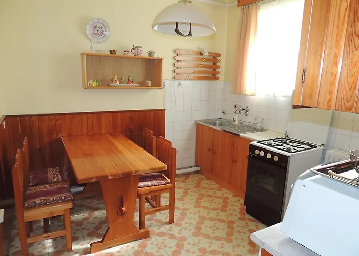 Roselio Garden * Хевиз